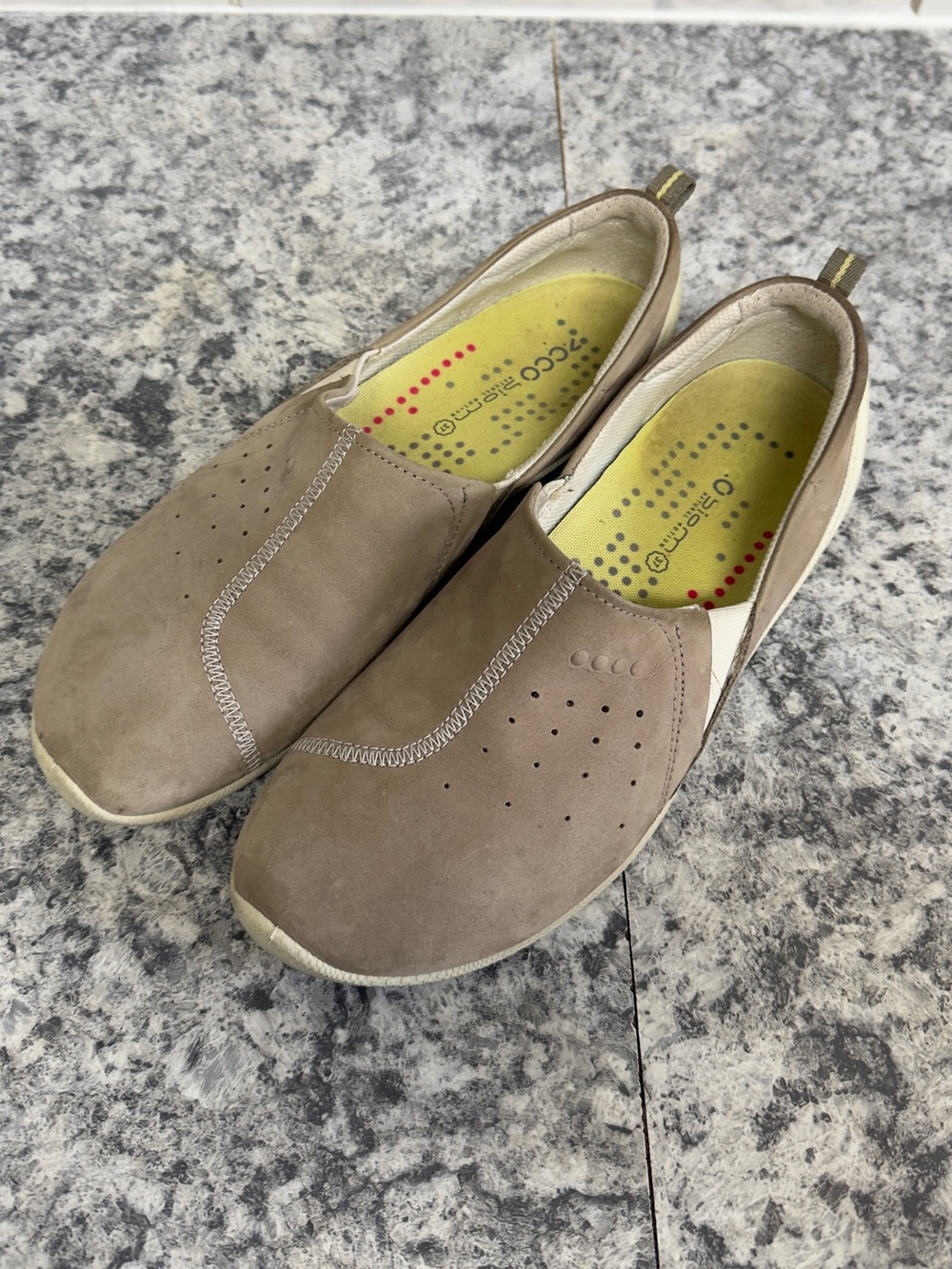 ECCO  Slip-On Casual Shoes - Taupe size 37